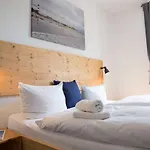 Wattlodge Bed and breakfast