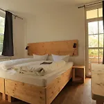 Wattlodge