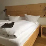 Wattlodge 3* Norden