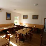 Wattlodge Bed and breakfast 3*