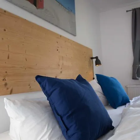 Bed & Breakfast Wattlodge 3*