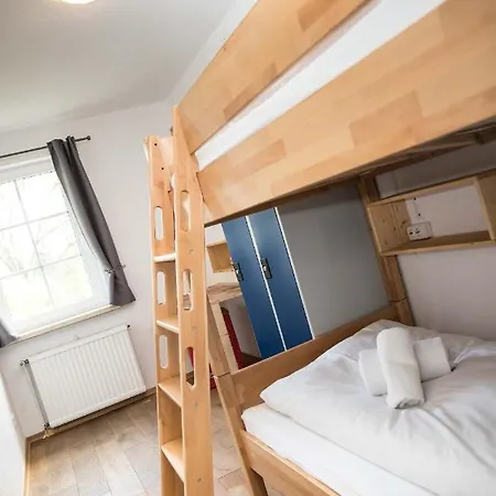 Wattlodge Oda ve Kahvaltı 3*