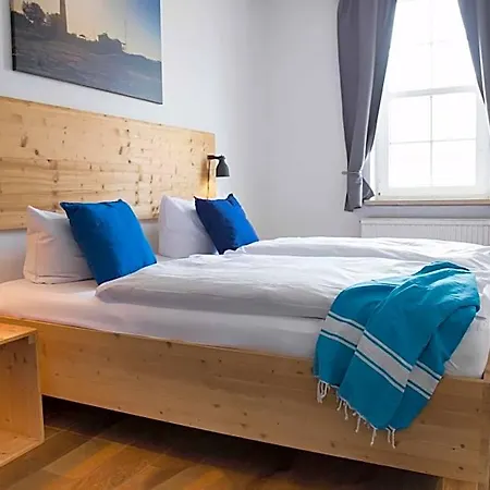 Wattlodge 3* Norden
