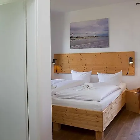 Wattlodge Bed & Breakfast 3*
