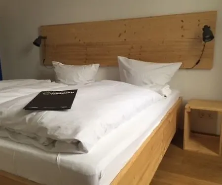 Wattlodge 3* Norden