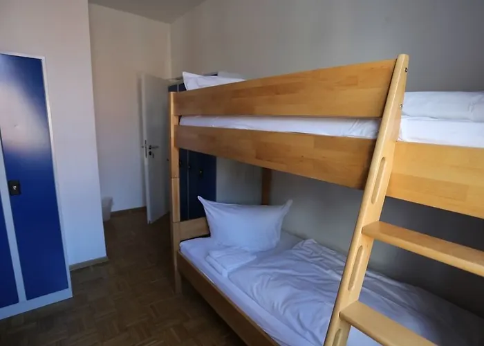 Wattlodge Норден